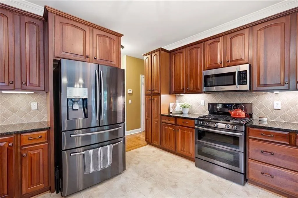 Douglasville, Georgia 30134, United States, 4 Bedrooms Bedrooms, ,4 BathroomsBathrooms,Residential,Active,189648