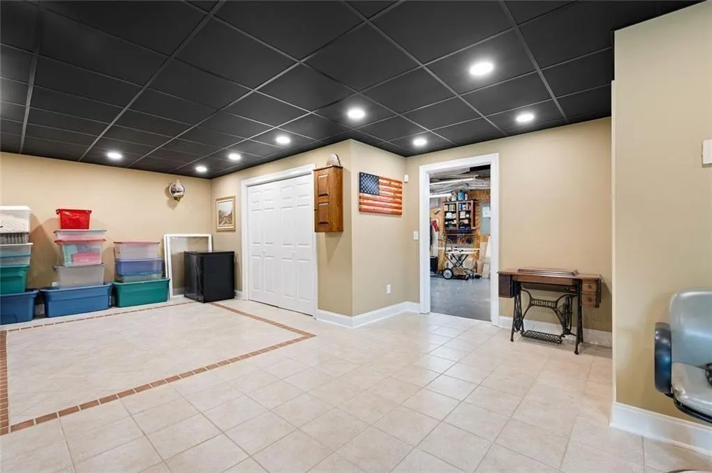 Douglasville, Georgia 30134, United States, 4 Bedrooms Bedrooms, ,4 BathroomsBathrooms,Residential,Active,189648