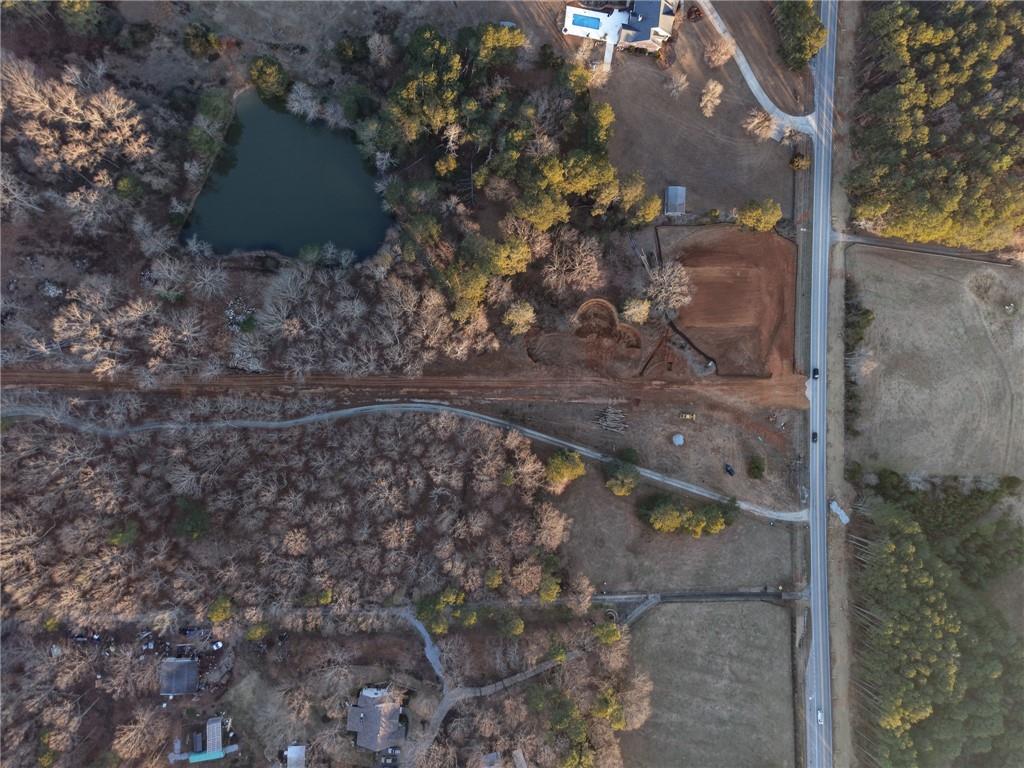 3325 Bold Springs