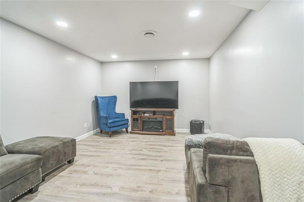 1955 Milfield Circle