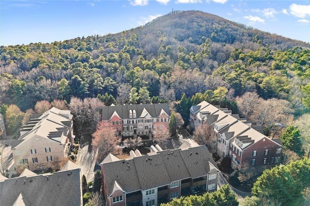 620 Parkside Village Way NW