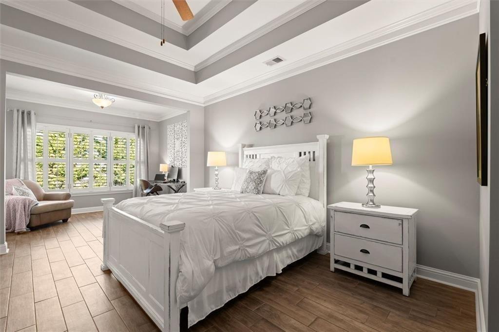 620 Parkside Village Way NW