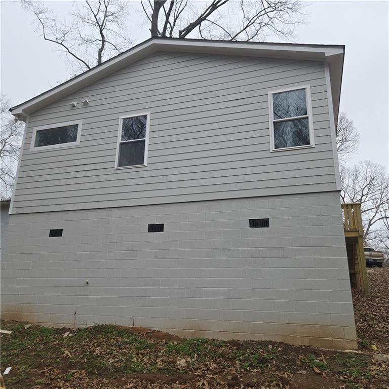 172 Polar Rock Road SW