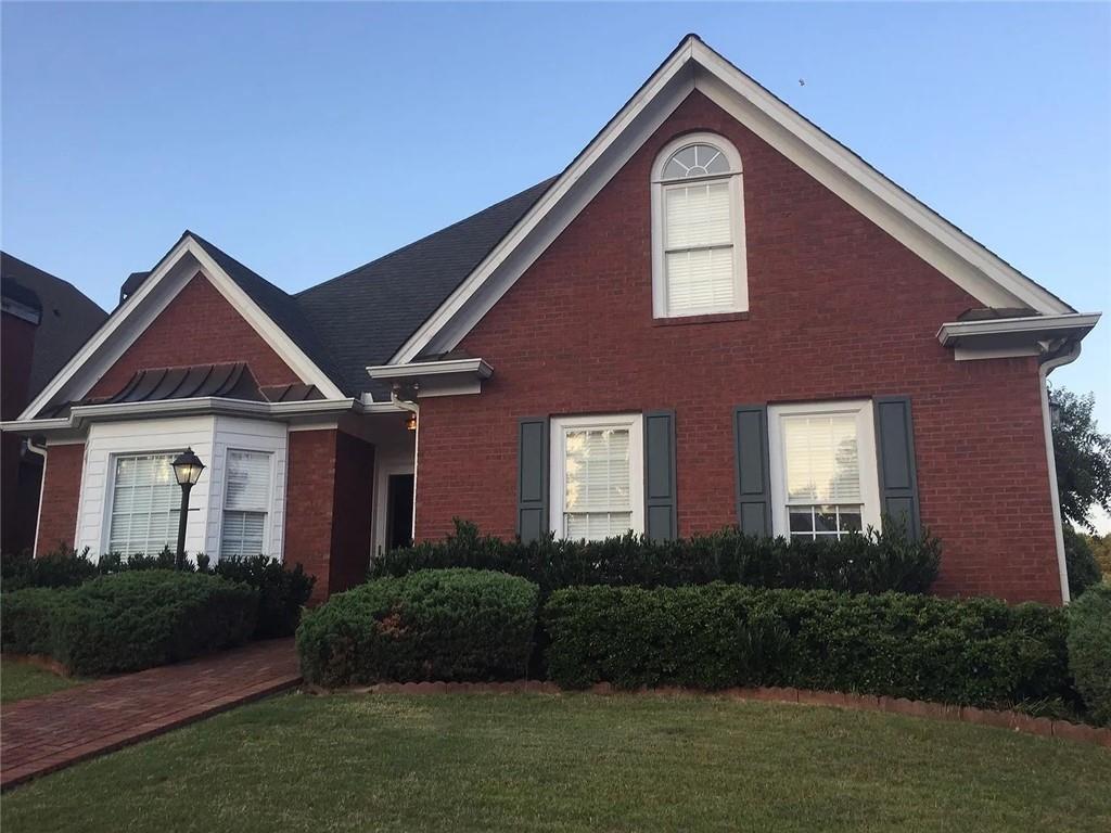 All brick ranch, gated community, master on main, 3 bedrooms + bonus room, 3 full bathrooms, sunroom. Great school clusters (Brookwood Elementary, Crew Middle School. Brookwood HS). 5-6 mins to Publix, Kroger, Walmart, Sam's Club, hospitals, banks. Newer downstairs cooling system (2024), upstairs heating system (2023). Stainless steel appliances: dishwasher (2024), microwave (2025) , range/oven (2025).