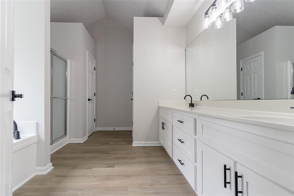 Macland Station - Residential