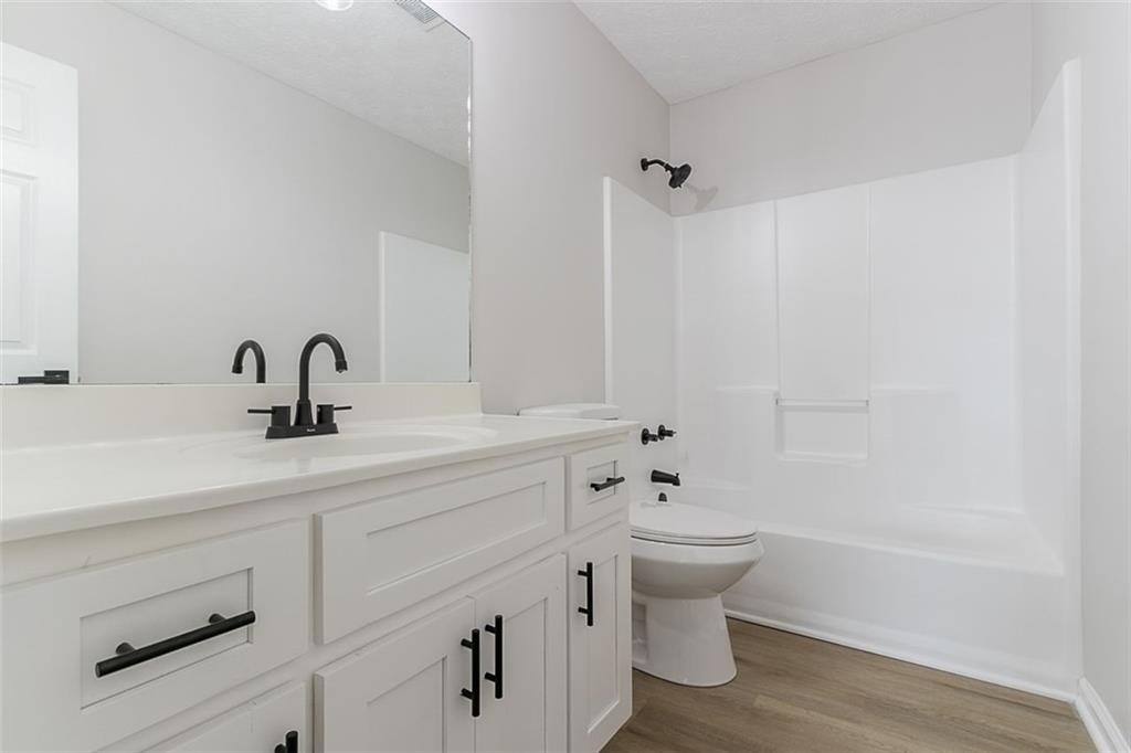 Macland Station - Residential