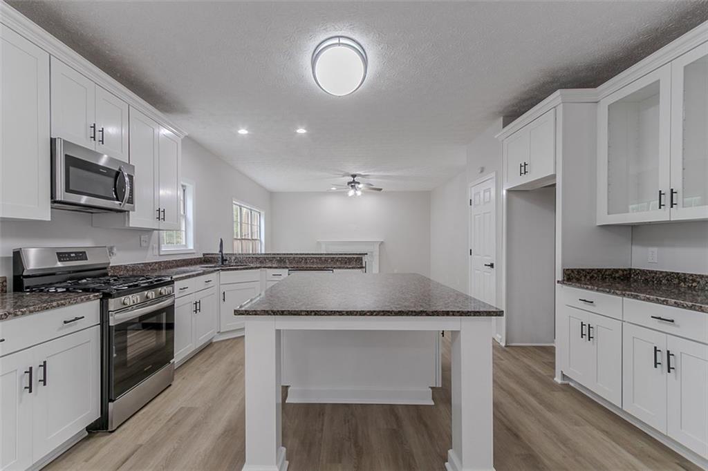 1706 BRANDON LEE Way SW