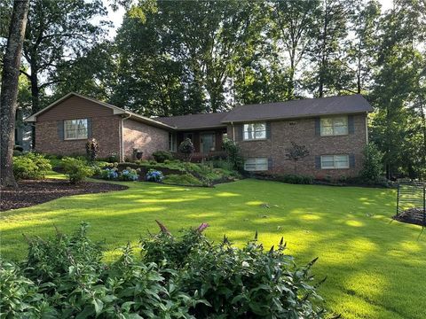 747 Dogwood Circle Norcross GA 30071