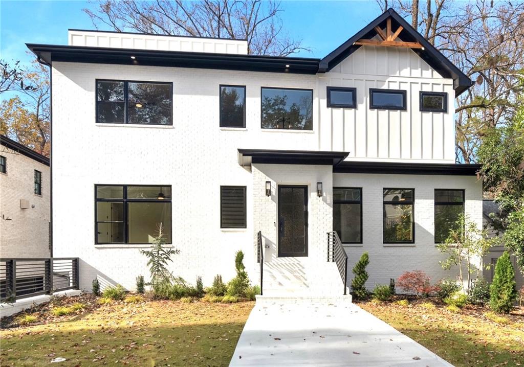 1386 Wayne Avenue NE