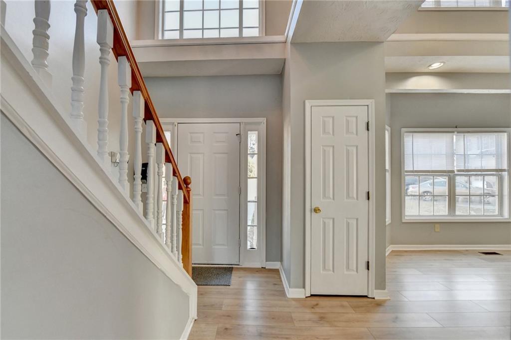 4270 Fallbrook Drive, Duluth, Georgia image 8