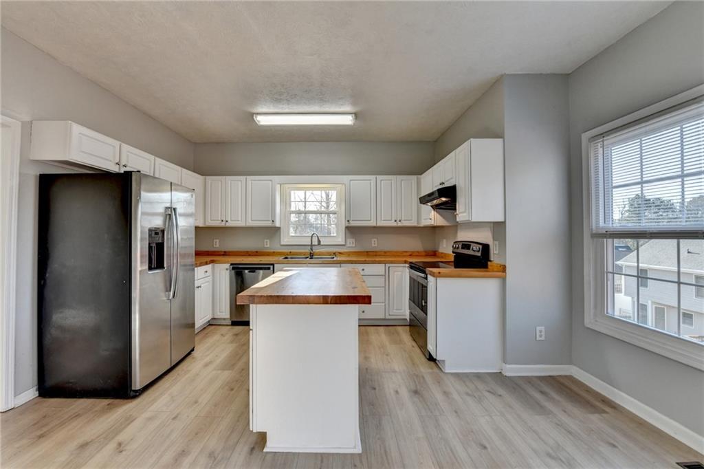 4270 Fallbrook Drive, Duluth, Georgia image 13