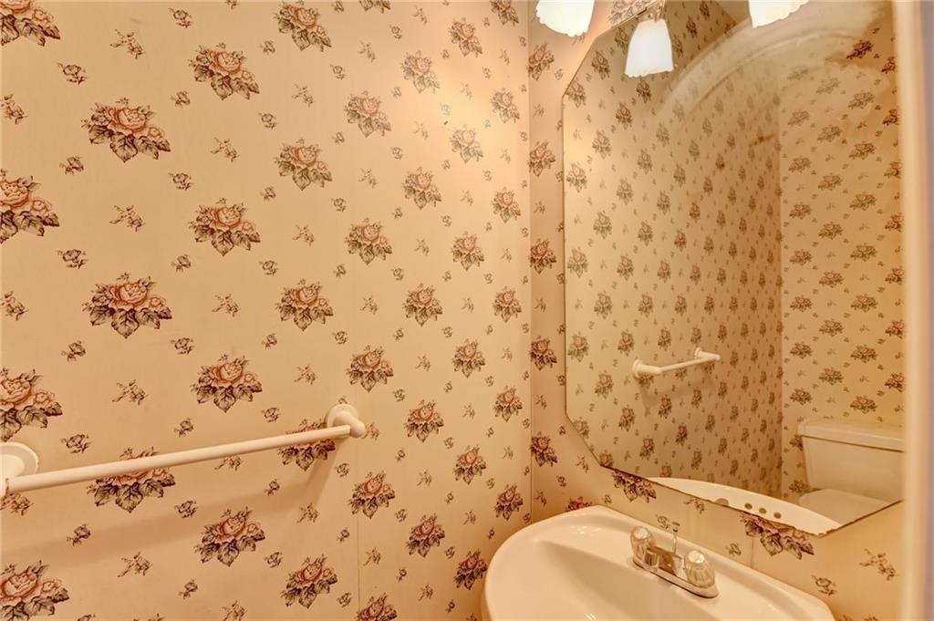 4270 Fallbrook Drive, Duluth, Georgia image 20