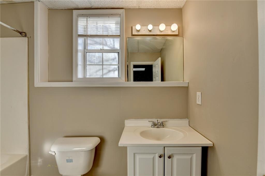 4270 Fallbrook Drive, Duluth, Georgia image 45