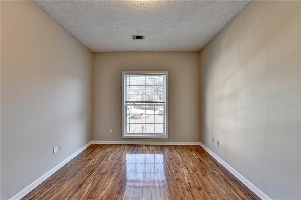 4270 Fallbrook Drive, Duluth, Georgia image 32