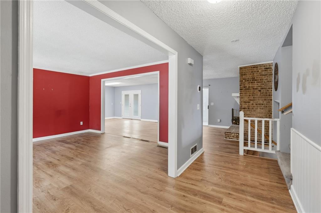 4362 White Oak Drive