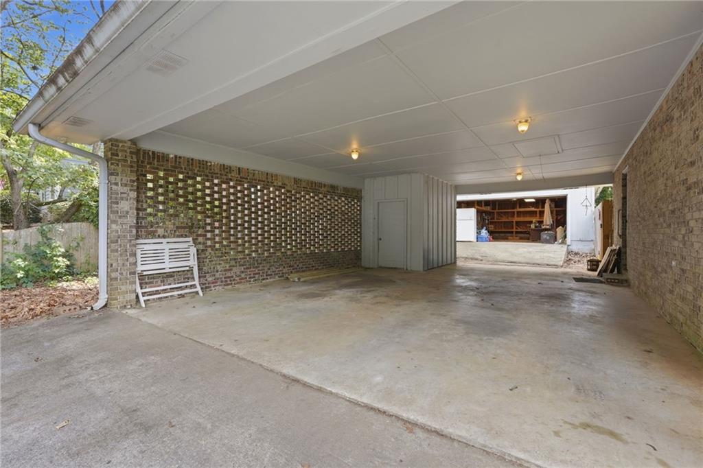 4362 White Oak Drive