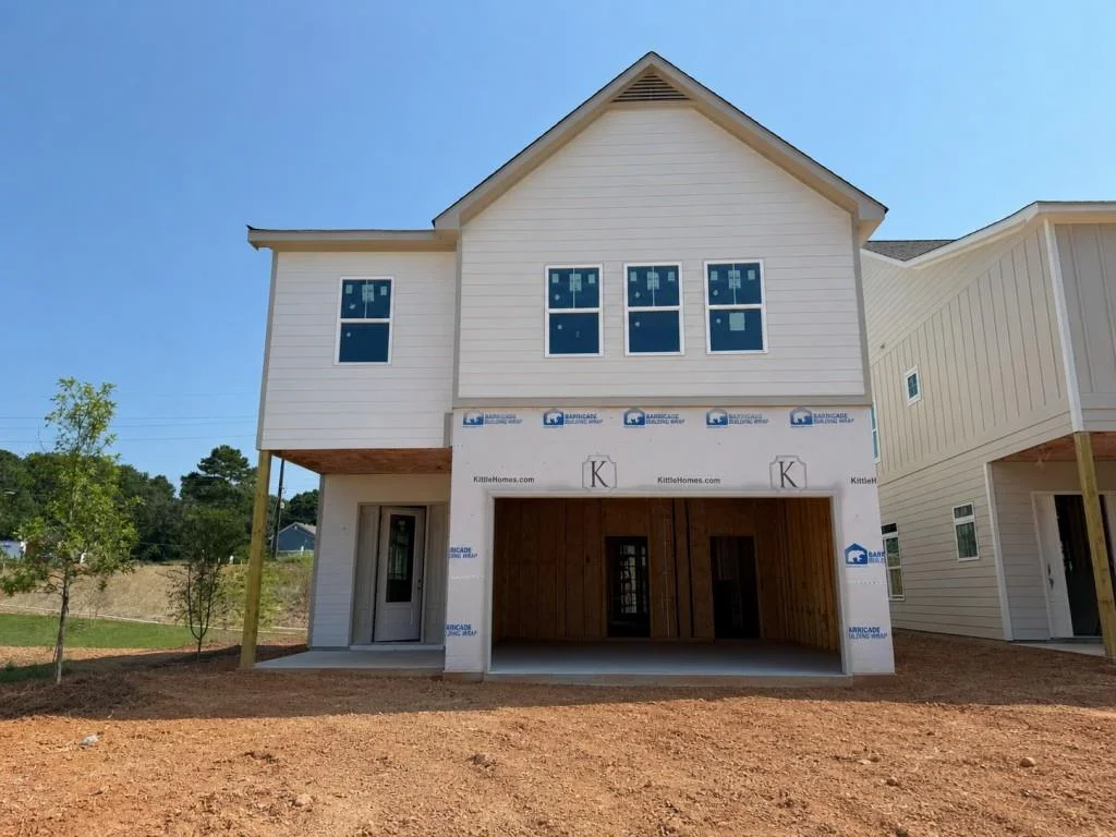 124 Dewey Road, Lilburn, GA, 30047