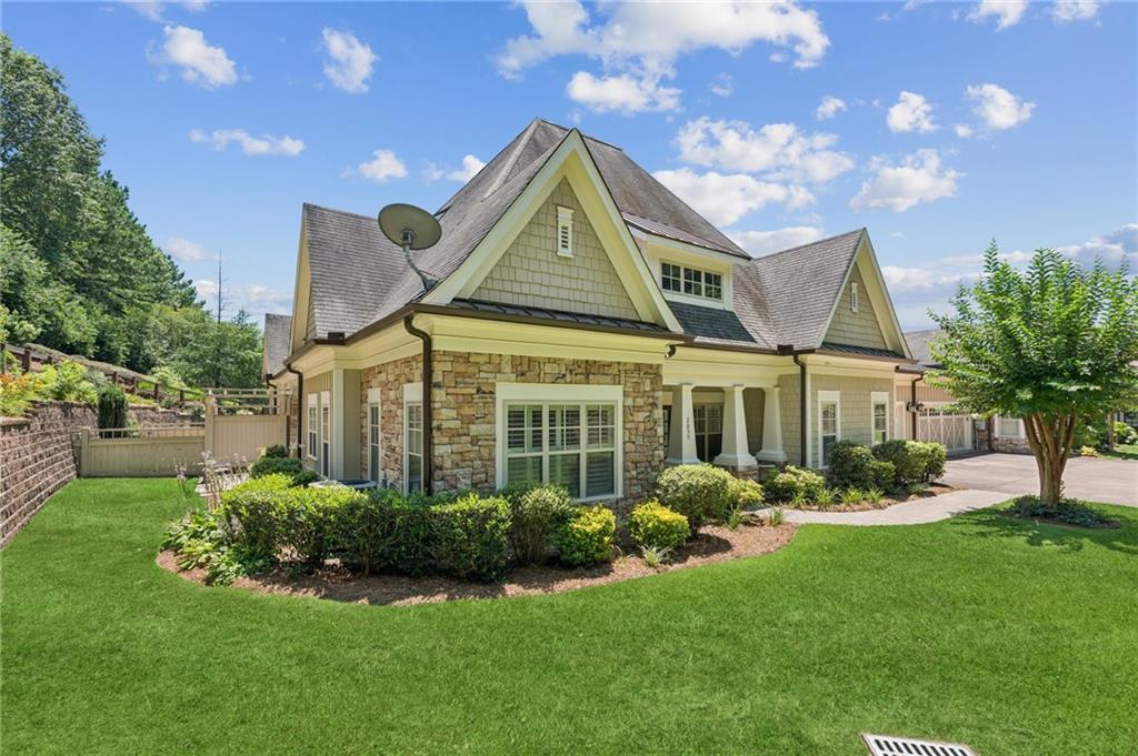 2855 Middlecreek Way 2855