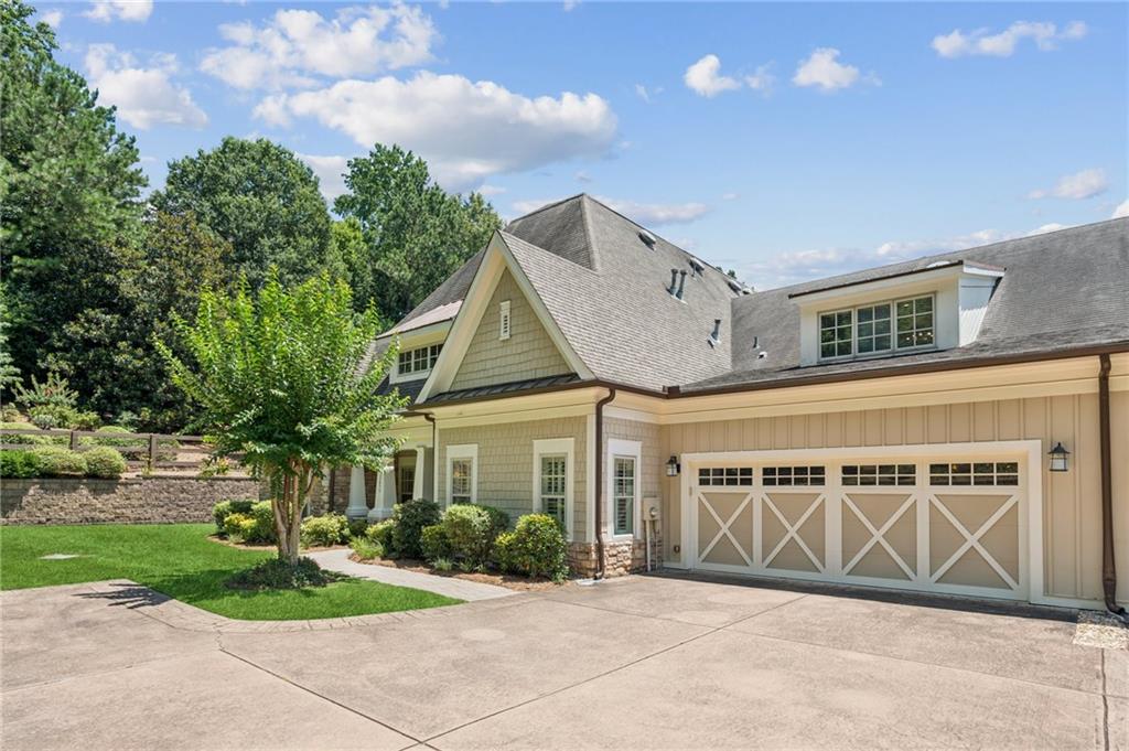 2855 Middlecreek Way 2855