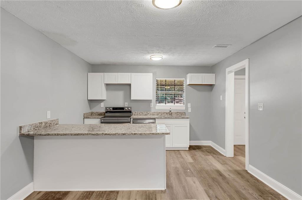1677 Liberty Valley