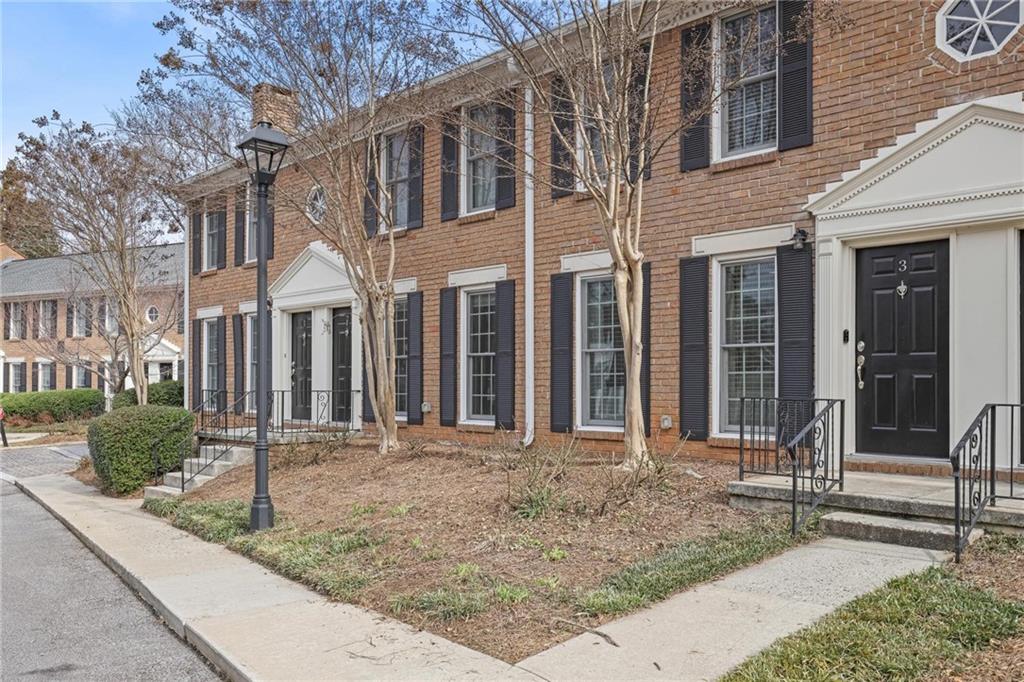 1101 Collier Road NW V3