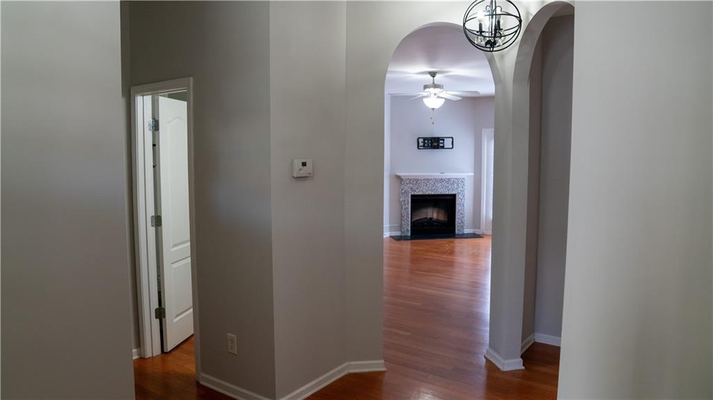 2476 Suwanee Pointe Drive, Lawrenceville, Georgia image 25