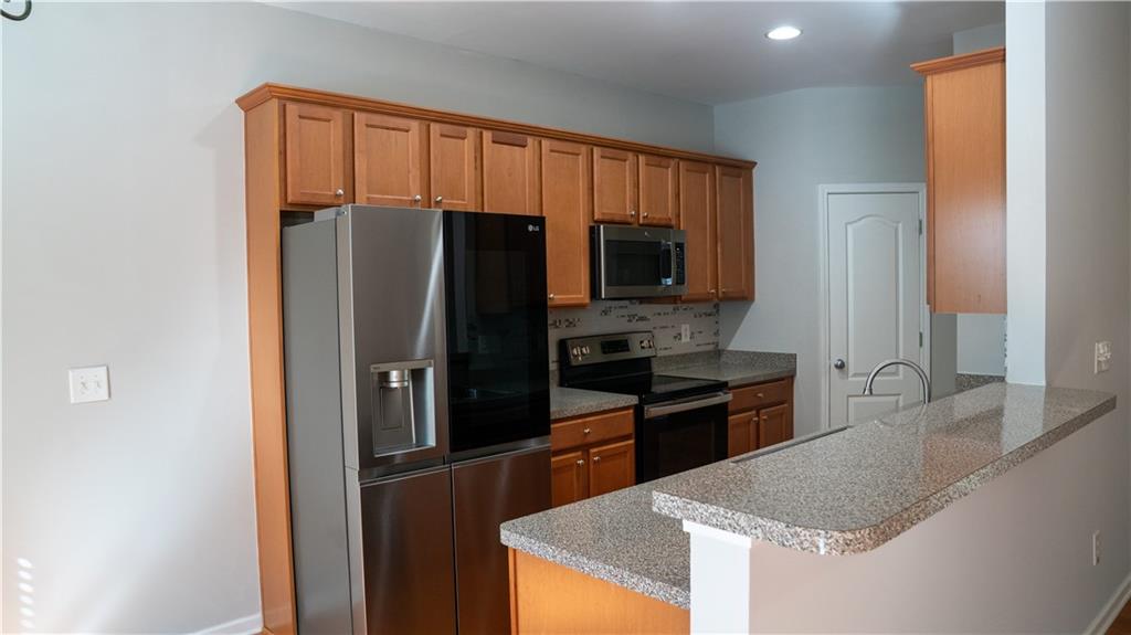 2476 Suwanee Pointe Drive, Lawrenceville, Georgia image 28