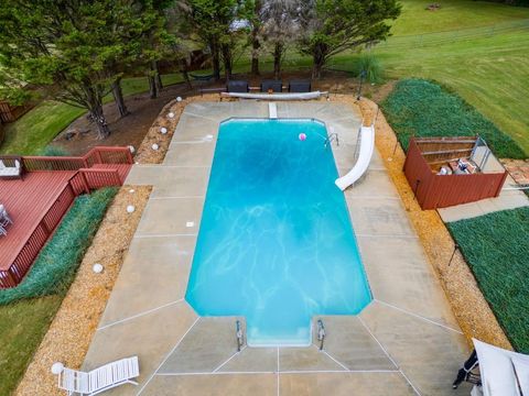 A home in Douglasville