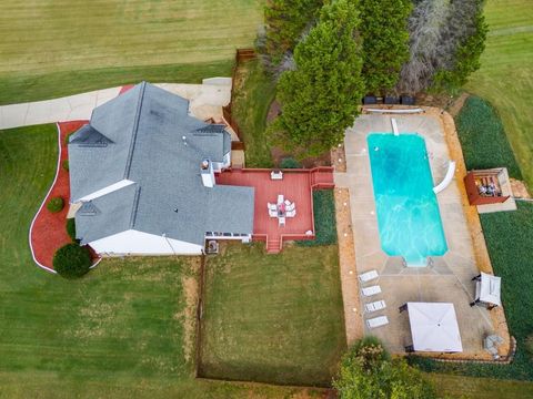 A home in Douglasville