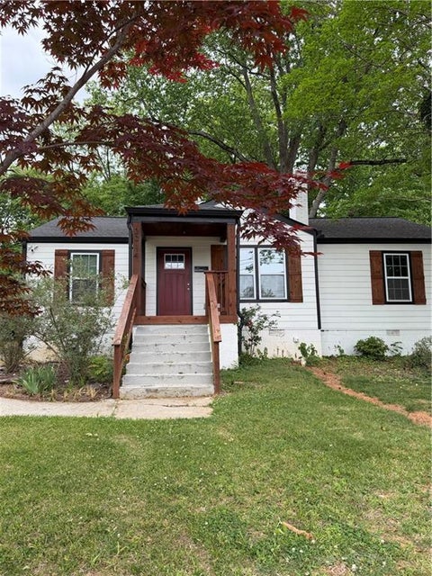 Homes For Sale - 3014 Dogwood Drive<br/> Atlanta, GA 30354