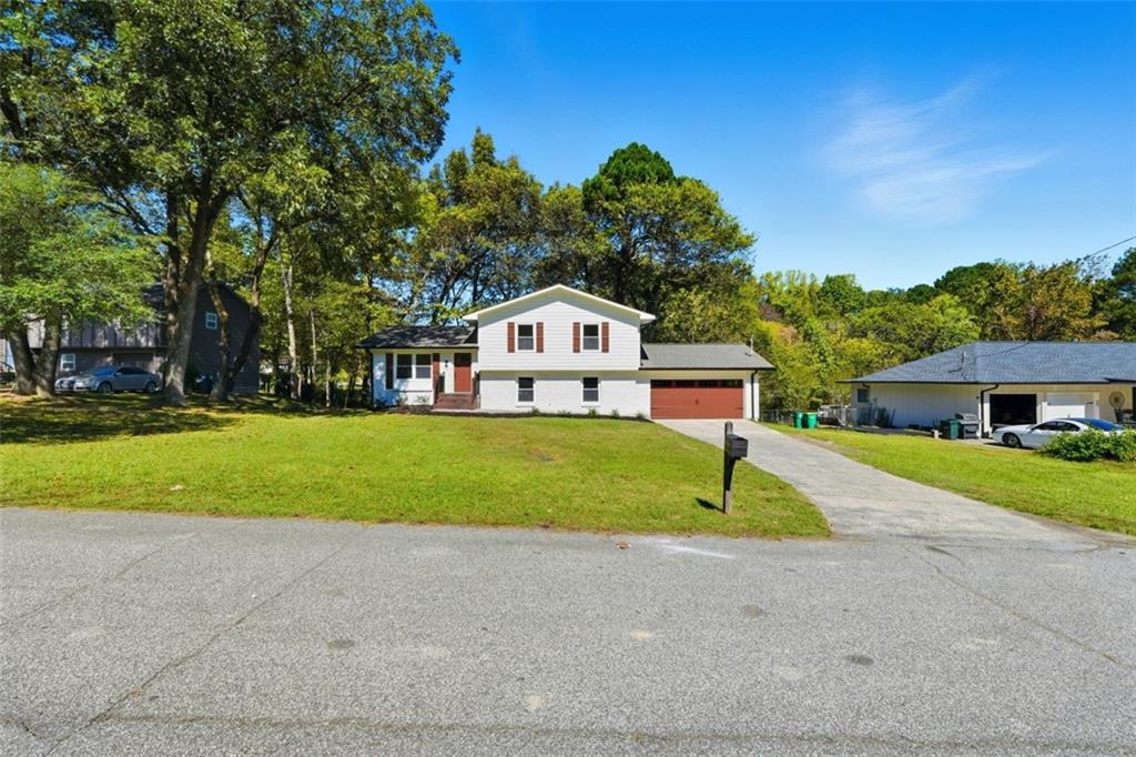 203 Woodglen Drive