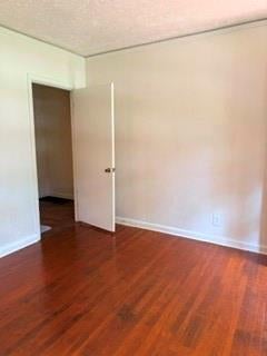 2693 Ellen Way