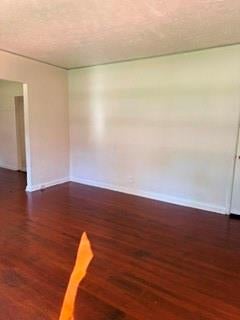 2693 Ellen Way