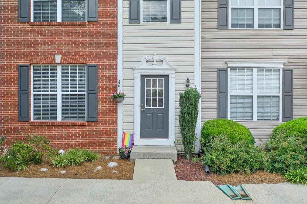 9165 Nesbit Ferry Road 27