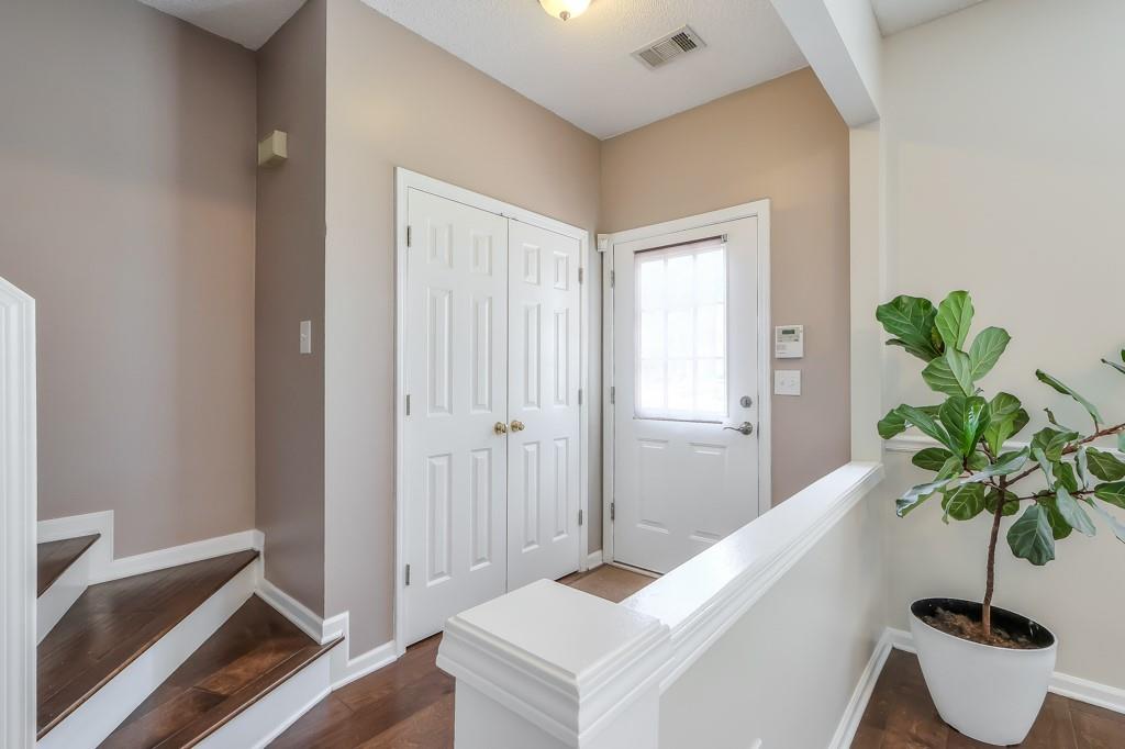 9165 Nesbit Ferry Road 27