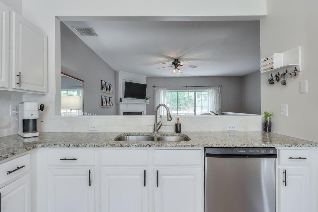 9165 Nesbit Ferry Road 27