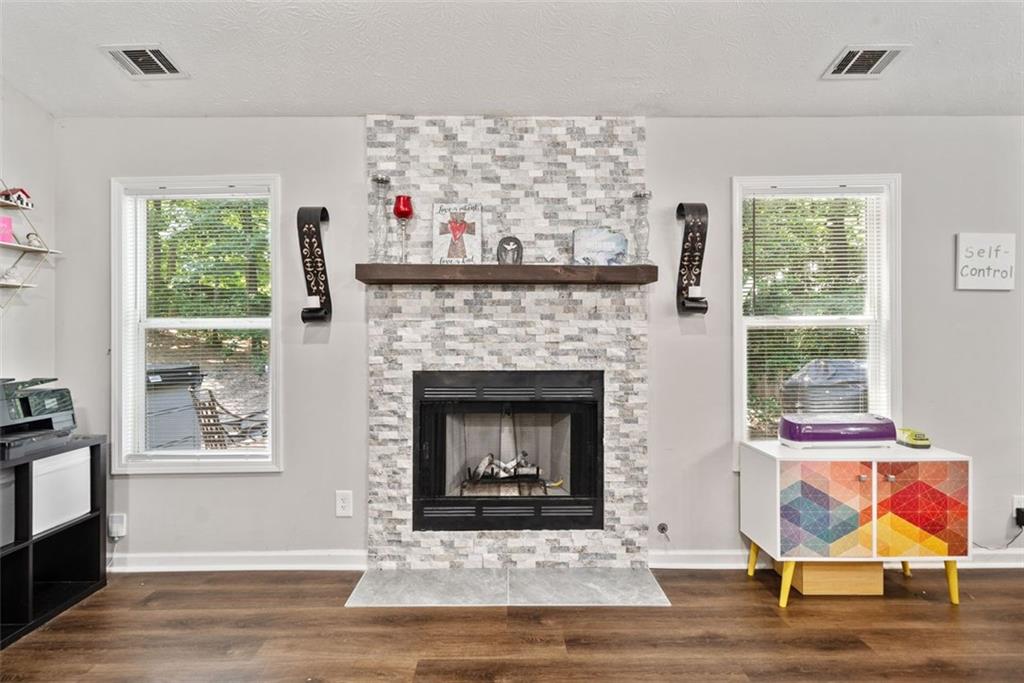 10650 Colony Glen Drive, Johns Creek, Georgia image 10