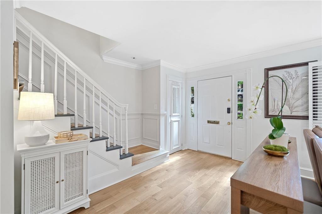 70 Old Ivy Road NE 57