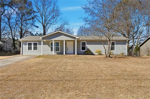 Photo of 2535 Ridgecrest Drive NW, Kennesaw, GA 30152 (MLS # 7716391)