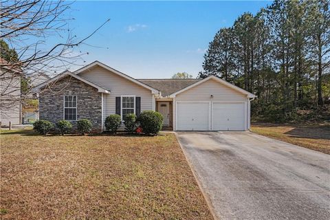 Homes For Sale - 652 Rayella Drive<br/> Stockbridge, GA 30281