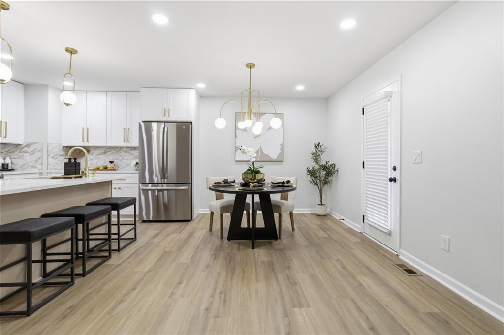 1124 Creatwood Place SE