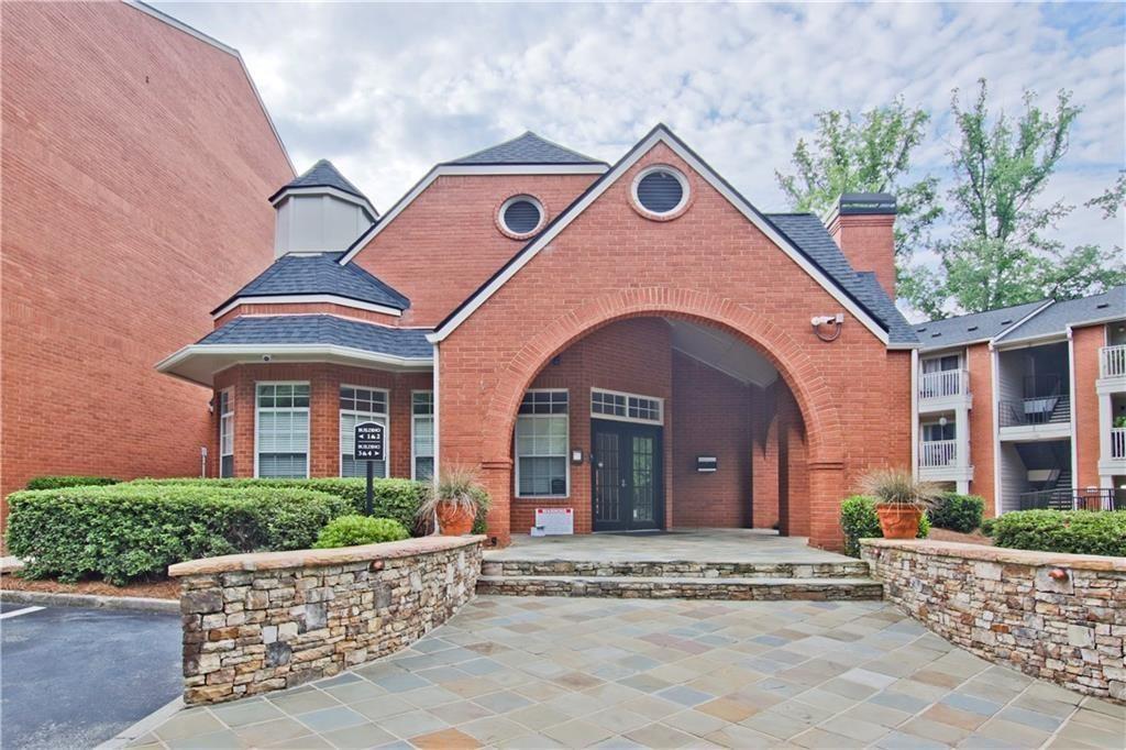 3063 Chastain Park Court NE