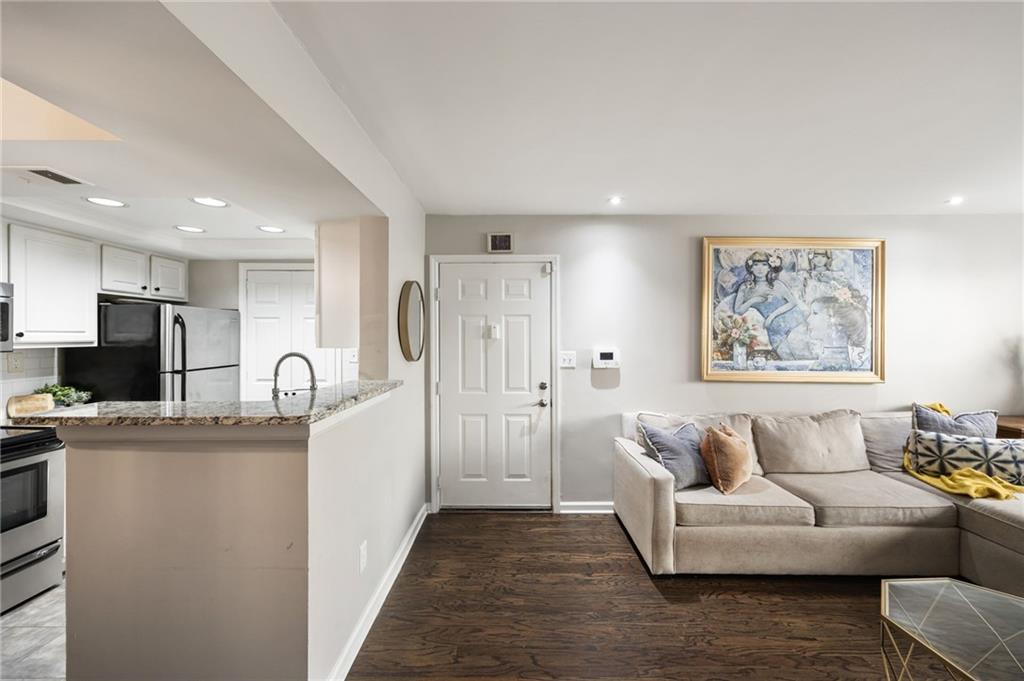 3063 Chastain Park Court NE