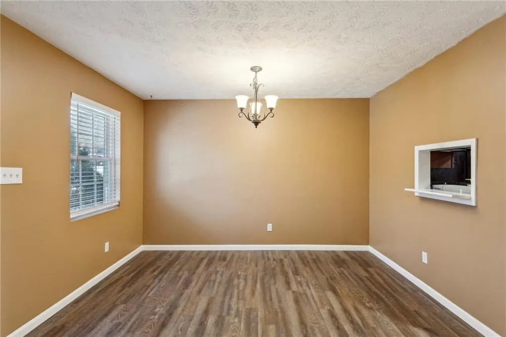 Smyrna, Georgia 30080, United States, 2 Bedrooms Bedrooms, ,2 BathroomsBathrooms,Residential,Active,12486