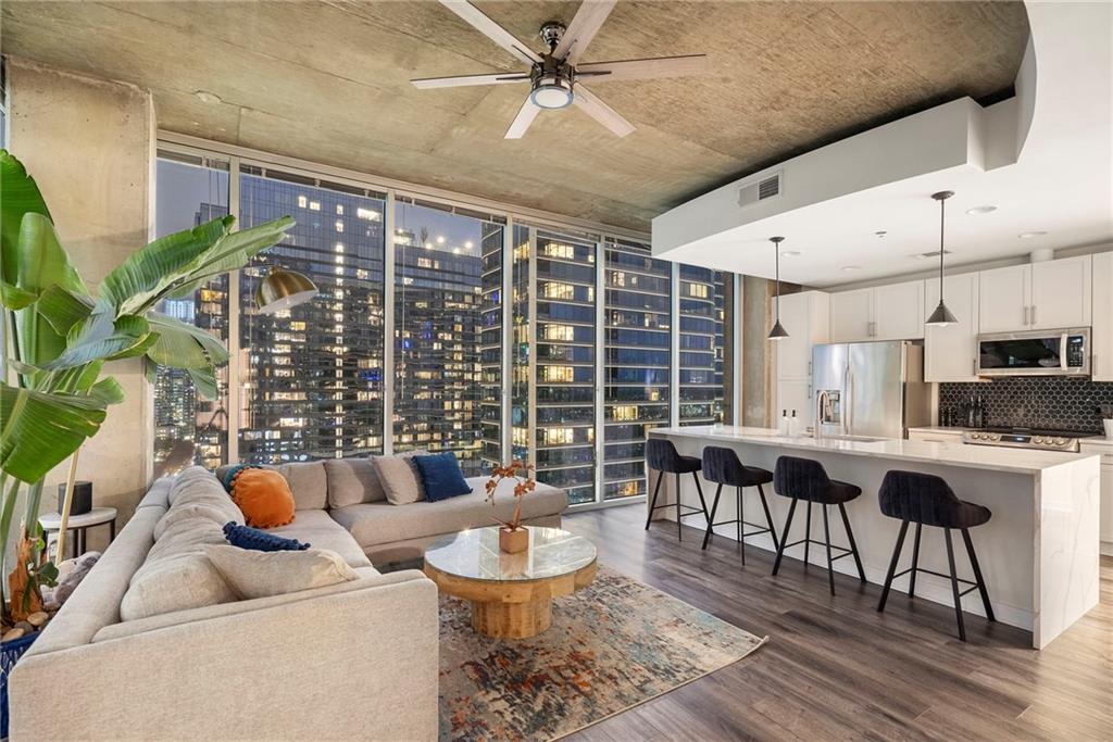 855 Peachtree Street NE 1702