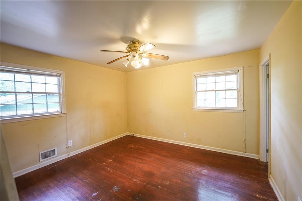 1443 Snapfinger Road, Decatur, Georgia image 16