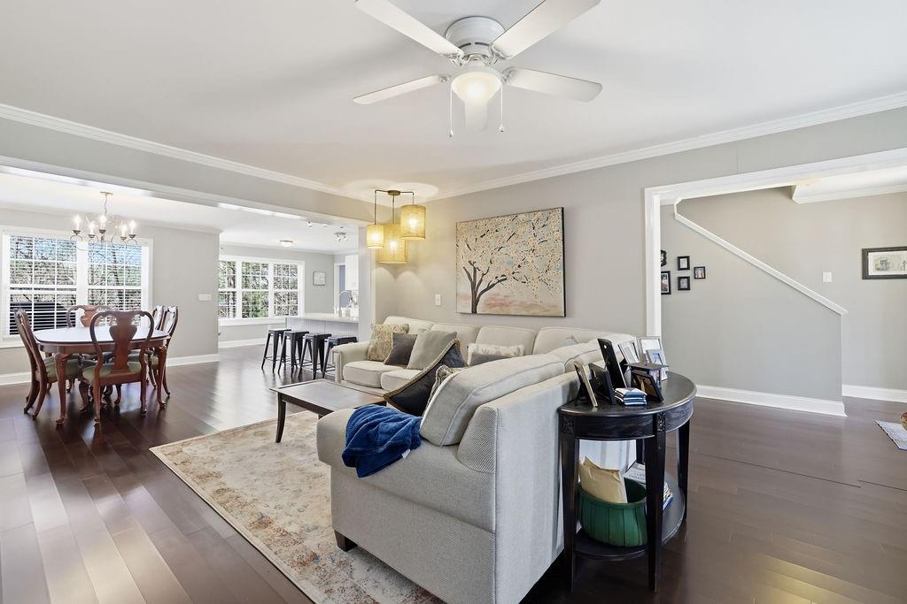 309 Laurel Glen Crossing