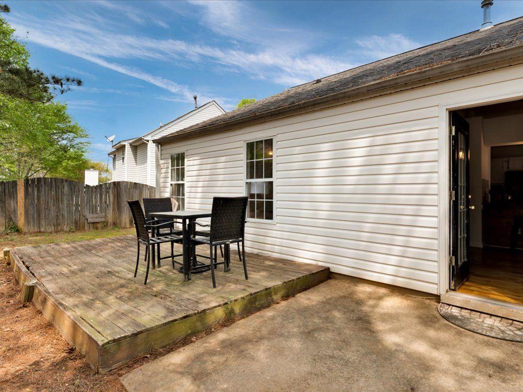 2329 Wavetree Lane, Acworth, Georgia image 34