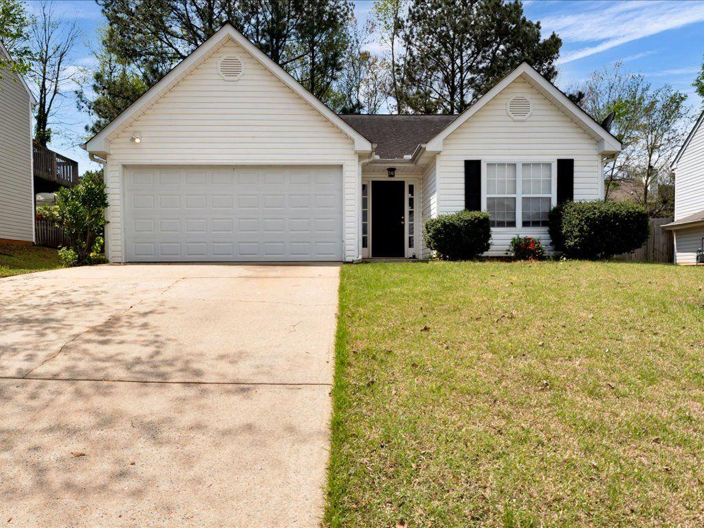 2329 Wavetree Lane, Acworth, Georgia image 2