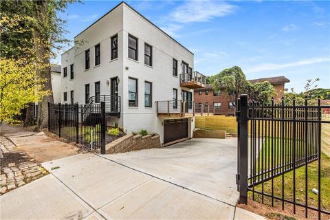 564 Parkway Drive NE 3 Atlanta GA 30308